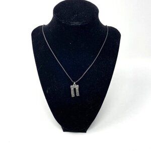 Stonehenge Trilithon Souvenir Cord Necklace Pendant Stones Celtic History